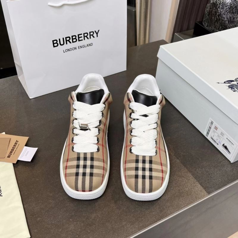 Burberry Low Shoes